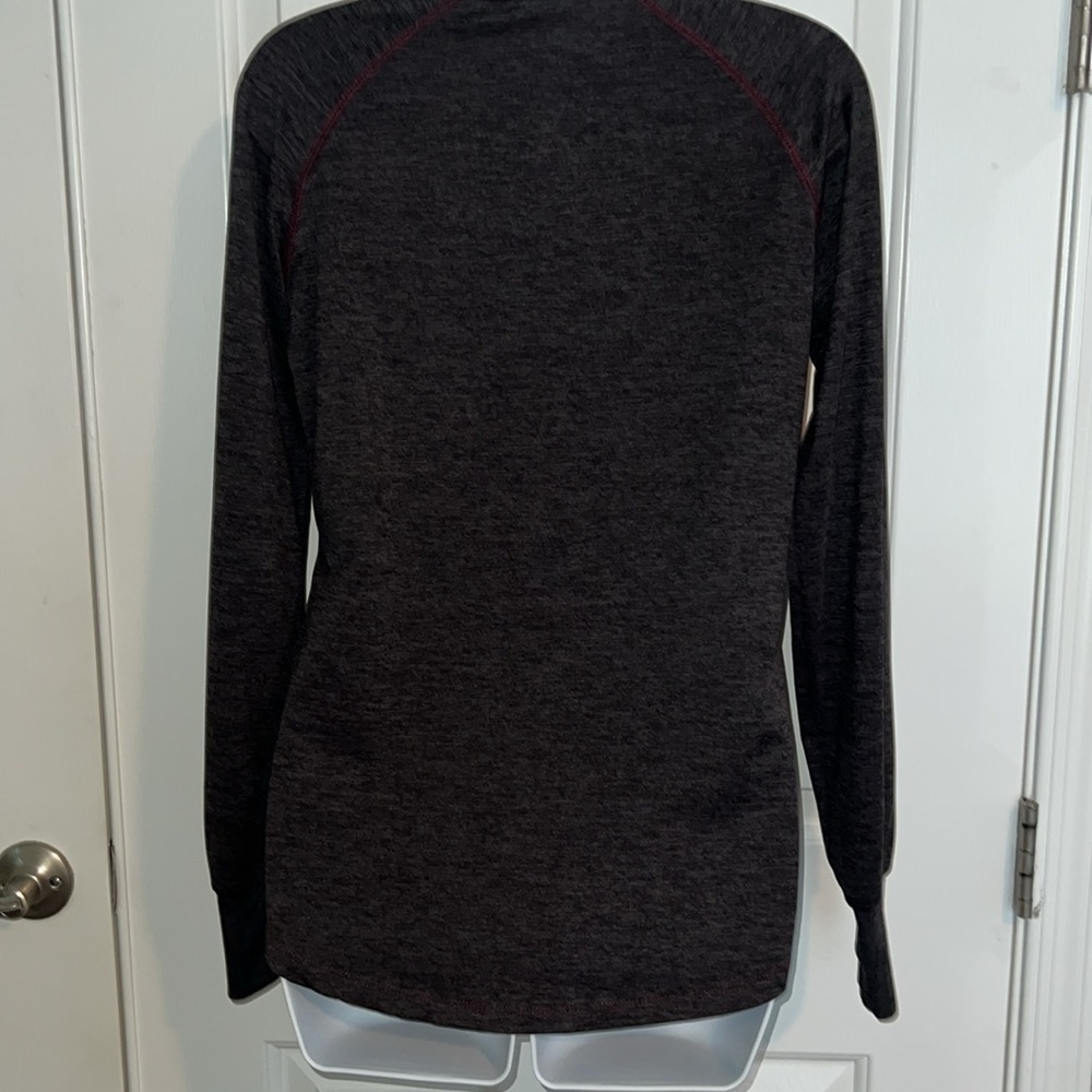 University of Minnesota Quarter zip-Size Medium - Picture 4 of 5